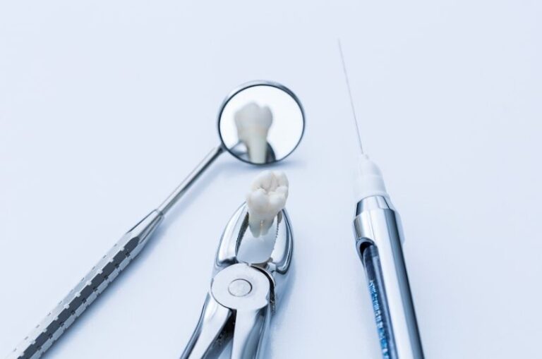補牙與剝牙價錢那些事兒：守護口腔健康的關鍵